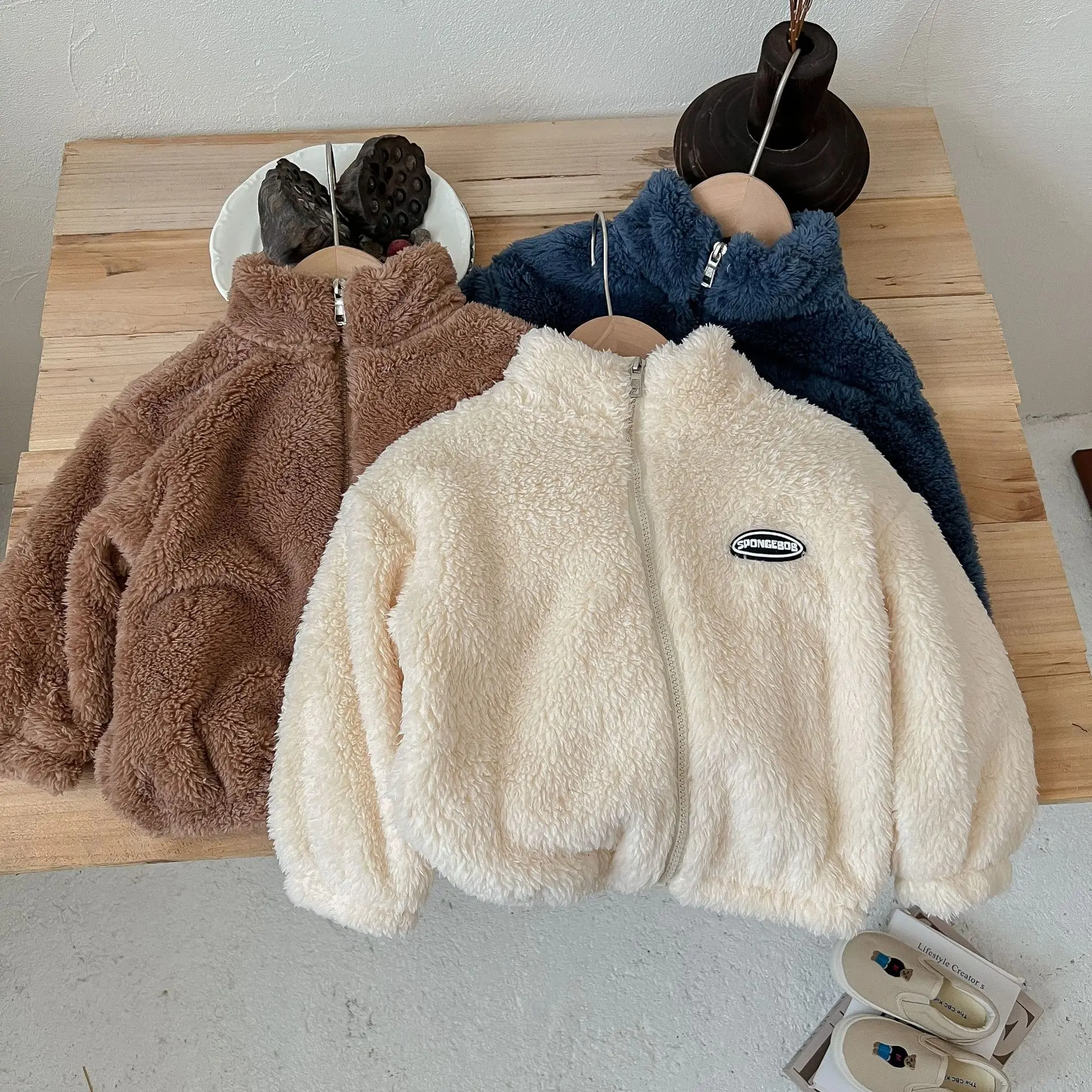 Winter Children's Coat Plush Thick Jackets for Kids Girls Cardigan Warm Boys Outerwear Toddler Outfits Baby Clothes 1-8years
Winter Children's Coat Plush Thick Jackets for Kids Girls Cardigan Warm Boys Outerwear Toddler Outfits Baby Clothes 1-8years