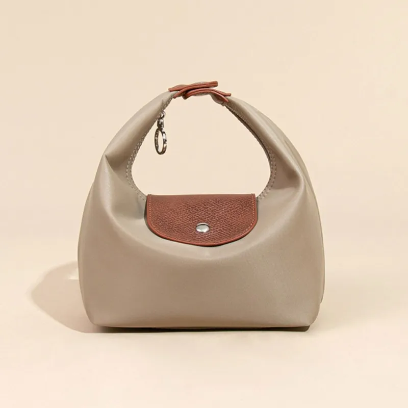 Waterproof Nylon Women's Tote Bag Fashionable Commuter Underarm Multi-Functional Single-Shoulder Crossbody Bag Sac Femme
Waterproof Nylon Women's Tote Bag Fashionable Commuter Underarm Multi-Functional Single-Shoulder Crossbody Bag Sac Femme