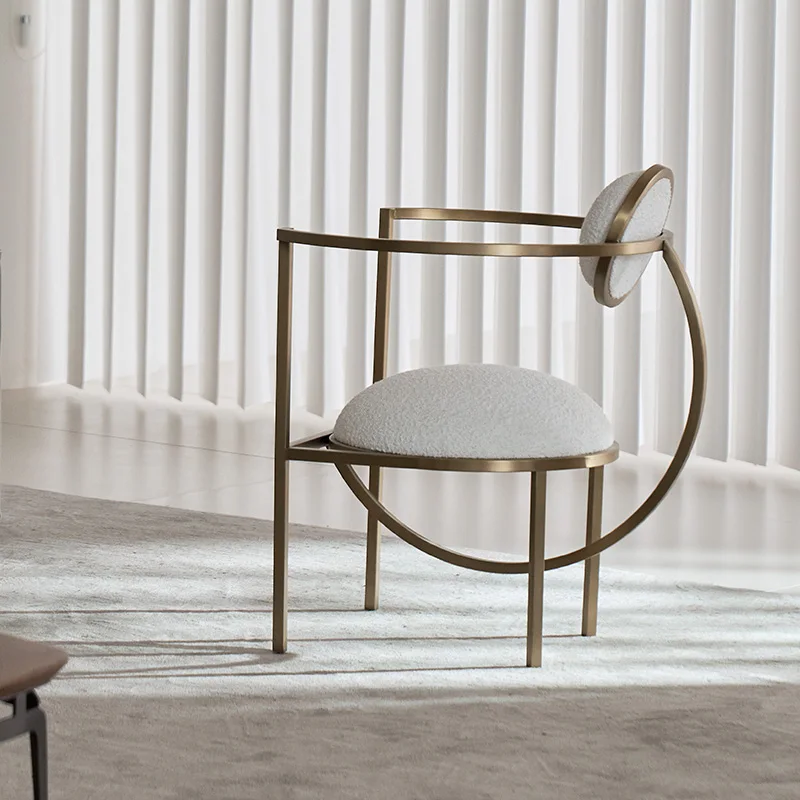 Leisure chair light luxury style single chair small metal stainless steel stool in the antique chair
Leisure chair light luxury style single chair small metal stainless steel stool in the antique chair