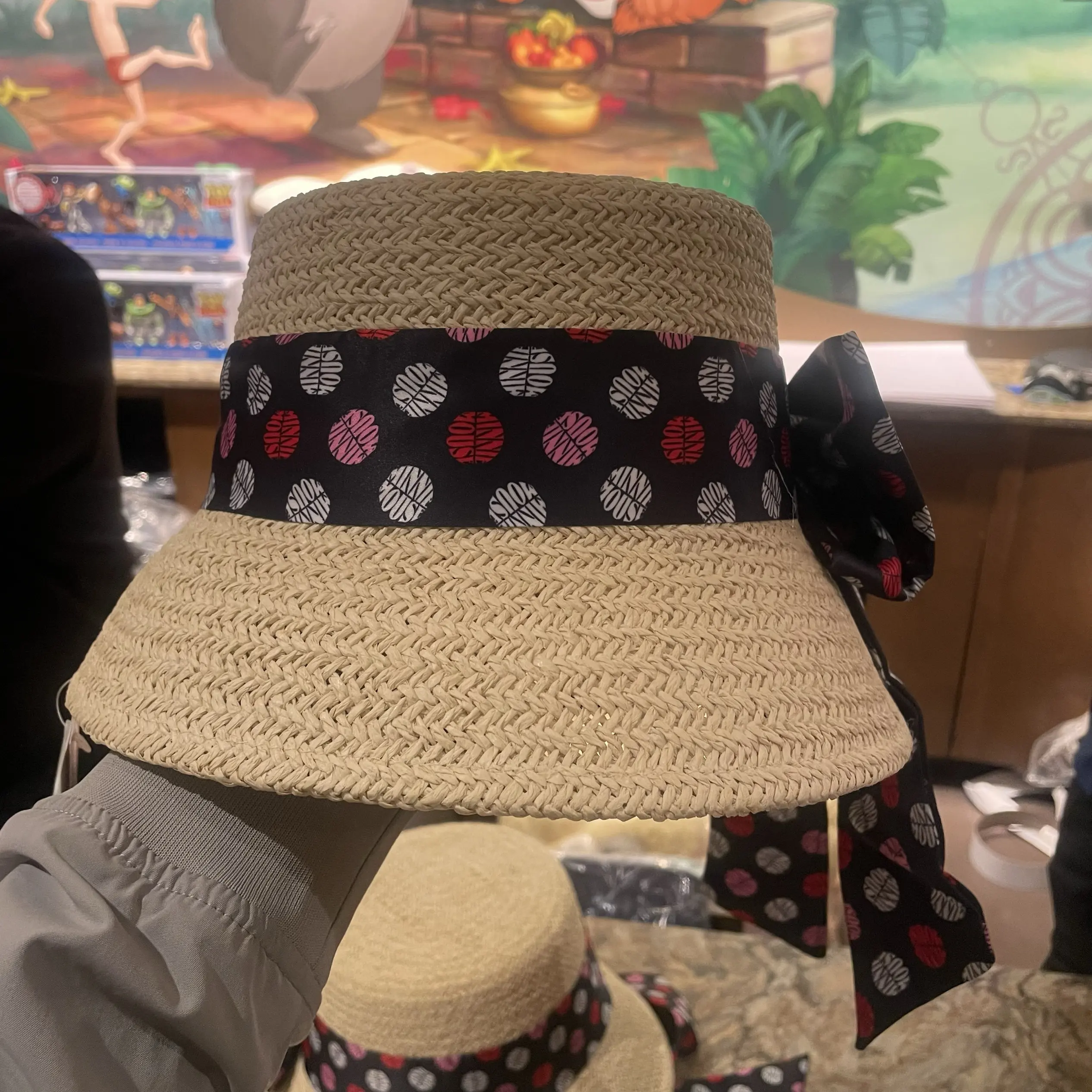Shanghai Disneyland Minnie Hat large Bow Polka Dots Adult Sunshade Hat Lady 2024 Style Christmas Birthday Gift
Shanghai Disneyland Minnie Hat large Bow Polka Dots Adult Sunshade Hat Lady 2024 Style Christmas Birthday Gift