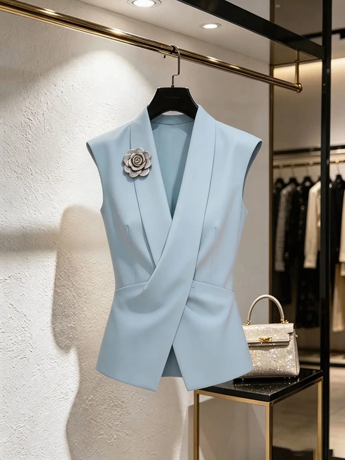 Classic Elegant Lady Light Blue Tailored Waistcoat Cross-Over Sleeveless Blazer Vest Summer Party Office Wear French Trendy New
Classic Elegant Lady Light Blue Tailored Waistcoat Cross-Over Sleeveless Blazer Vest Summer Party Office Wear French Trendy New