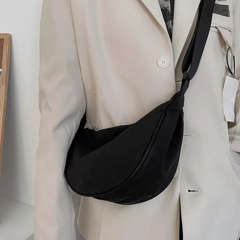 Solid Color Chest Bags for Women Large Capacity Travel Crossbody Bags Female Half Moon Belt Bag Ladies Daily Street Fanny Packs
Solid Color Chest Bags for Women Large Capacity Travel Crossbody Bags Female Half Moon Belt Bag Ladies Daily Street Fanny Packs