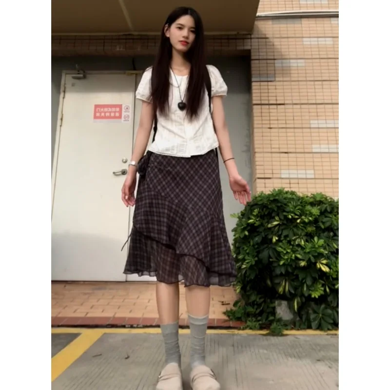 Юбка А-силуэта с высокой талией, в клетку, с асимметричным подолом, повседневная, с поясом, для девочек, весенне-осенняя, модная, средней длины
Юбка А-силуэта с высокой талией, в клетку, с асимметричным подолом, повседневная, с поясом, для девочек, весенне-осенняя, модная, средней длины