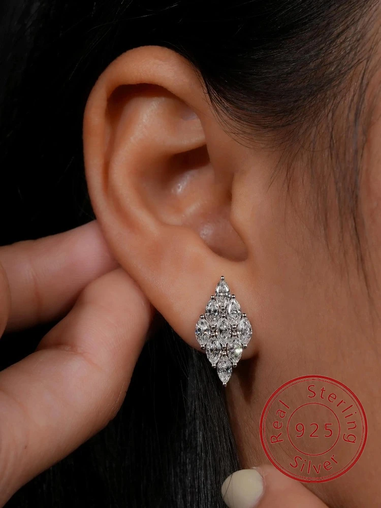 925 Sterling Silver Fashion Exquisite Marquise Zircon Earring For Women Engagement Wedding Luxury High Quality Fine Jewelry
925 Sterling Silver Fashion Exquisite Marquise Zircon Earring For Women Engagement Wedding Luxury High Quality Fine Jewelry
