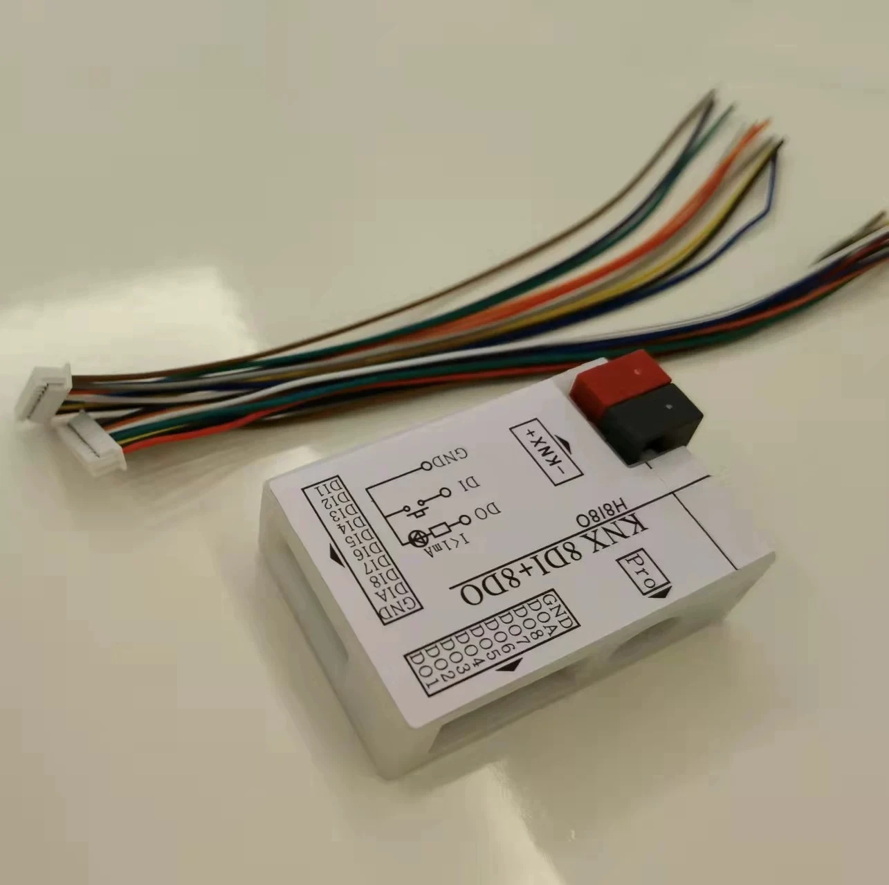 FOR KNX I/O Module 8DI + 8DO H8I8O
FOR KNX I/O Module 8DI + 8DO H8I8O