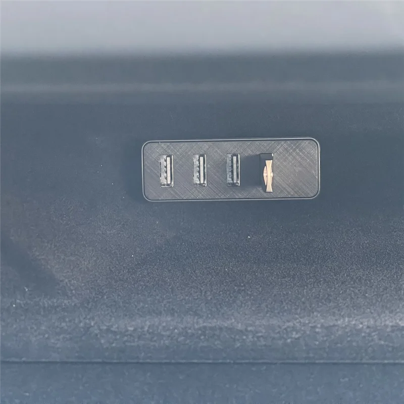 For Tesla Model 3 Highland 2024 Docking Station, Center Console 4-In-1 Glove Box USB Hub Flash Drive Docking Station Accessories
For Tesla Model 3 Highland 2024 Docking Station, Center Console 4-In-1 Glove Box USB Hub Flash Drive Docking Station Accessories