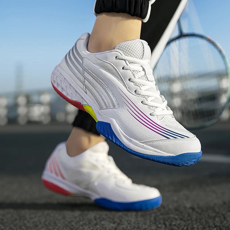 Professional badminton shoes new non-slip wear-resistant breathable indoor training shoes for both men and women
Professional badminton shoes new non-slip wear-resistant breathable indoor training shoes for both men and women