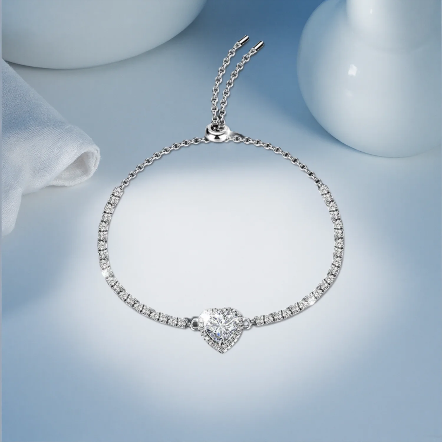 Серебряный браслет-хало с сердечками для женщин, браслет с муассанитами в форме сердца, регулируемый
Серебряный браслет-хало с сердечками для женщин, браслет с муассанитами в форме сердца, регулируемый