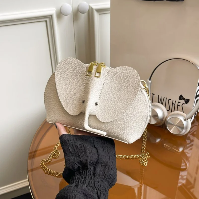 Popular Classic Leather Women's Tote Bag High-End Luxury Brand Elegant Fashionable Fine Craftsmanship Vintage Daily Bag
Popular Classic Leather Women's Tote Bag High-End Luxury Brand Elegant Fashionable Fine Craftsmanship Vintage Daily Bag