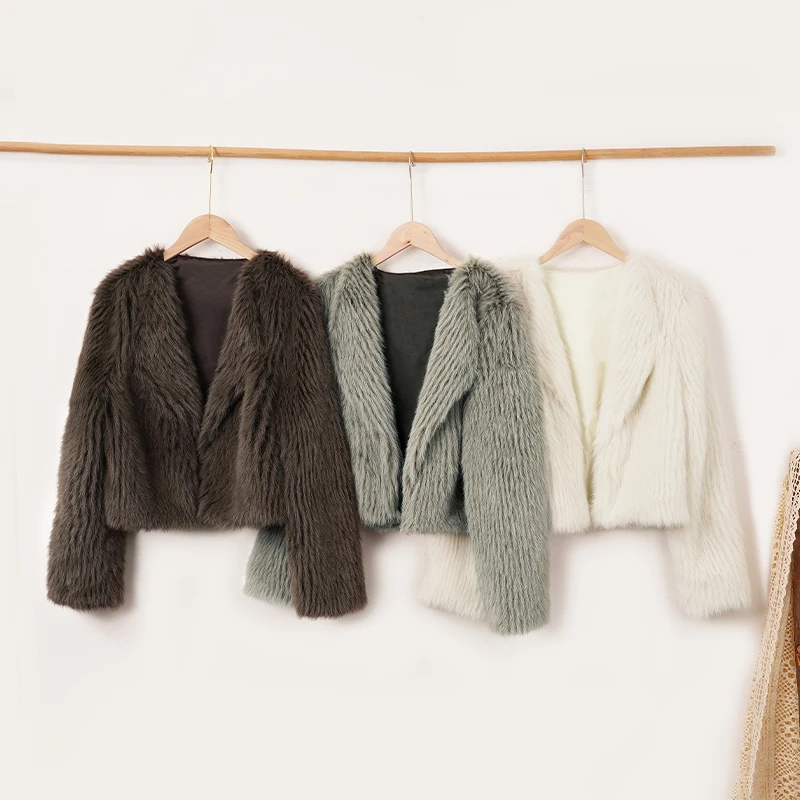 Faux Fur Coat Fashion Women Winter Jacket Long Sleeve Lapel Collar Thick Warm Vintage Chic Casual High Street Female Overcoat
Faux Fur Coat Fashion Women Winter Jacket Long Sleeve Lapel Collar Thick Warm Vintage Chic Casual High Street Female Overcoat