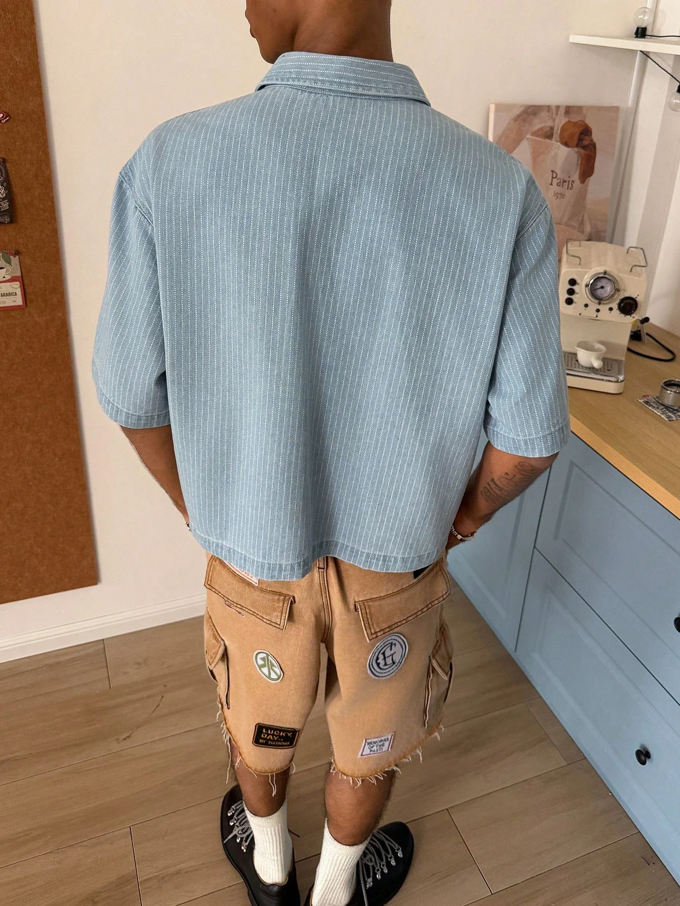 Mens Casual Striped Embroidered Blue Denim Short Sleeve Shirt
Mens Casual Striped Embroidered Blue Denim Short Sleeve Shirt