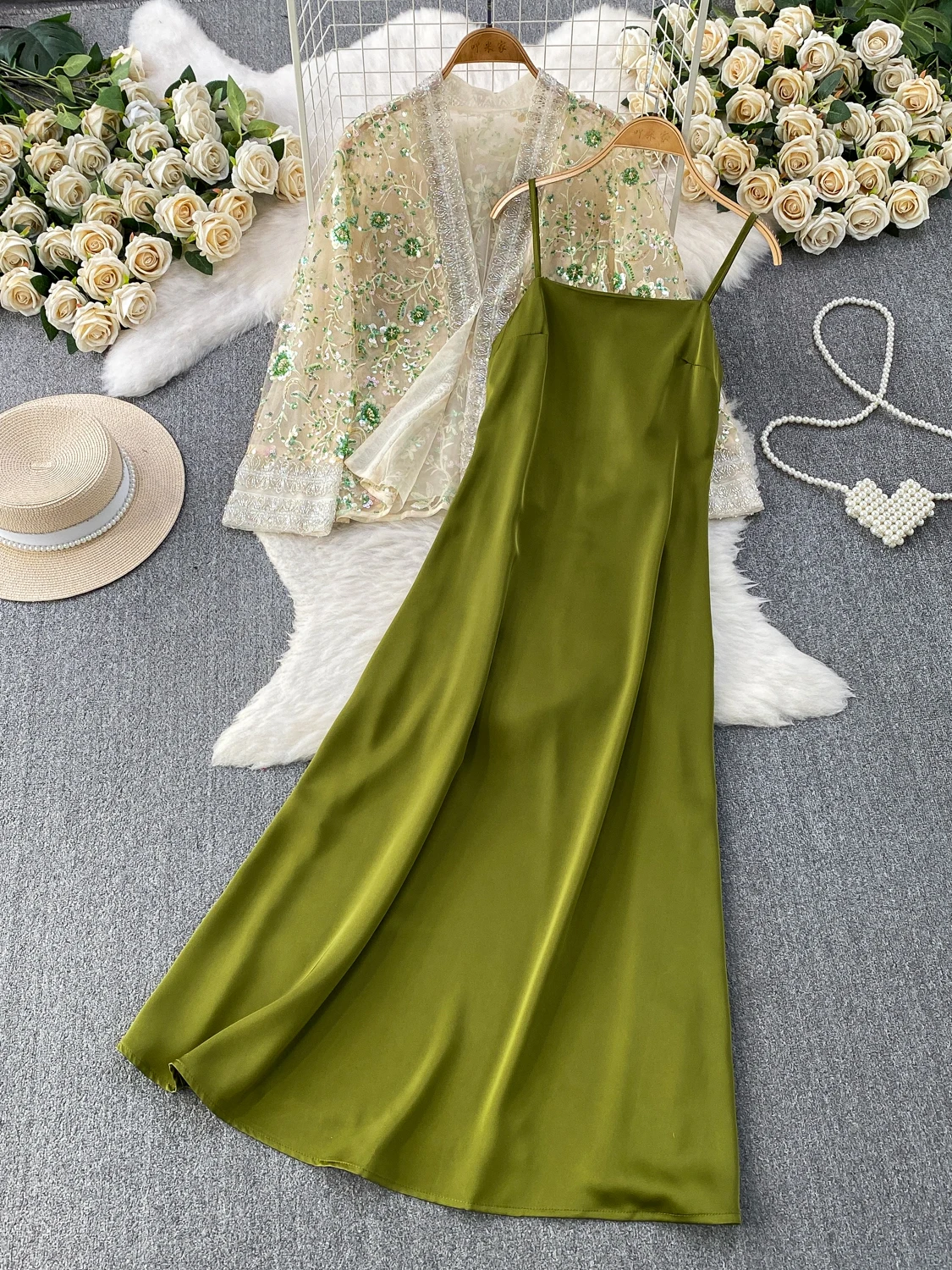 Elegant Fairy Dust Outerwear Silk Satin Slip Dress Set Party Show Off-Shoulder High Waist Loose Fit Summer Fashion Women's En...
Elegant Fairy Dust Outerwear Silk Satin Slip Dress Set Party Show Off-Shoulder High Waist Loose Fit Summer Fashion Women's En...