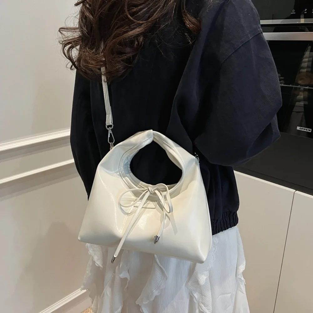 Versatile PU Leather Bowknot Handbag Sweet Crossbody Bow Wrist Bag Casual Cute Women Clutch Purse Shopping
Versatile PU Leather Bowknot Handbag Sweet Crossbody Bow Wrist Bag Casual Cute Women Clutch Purse Shopping