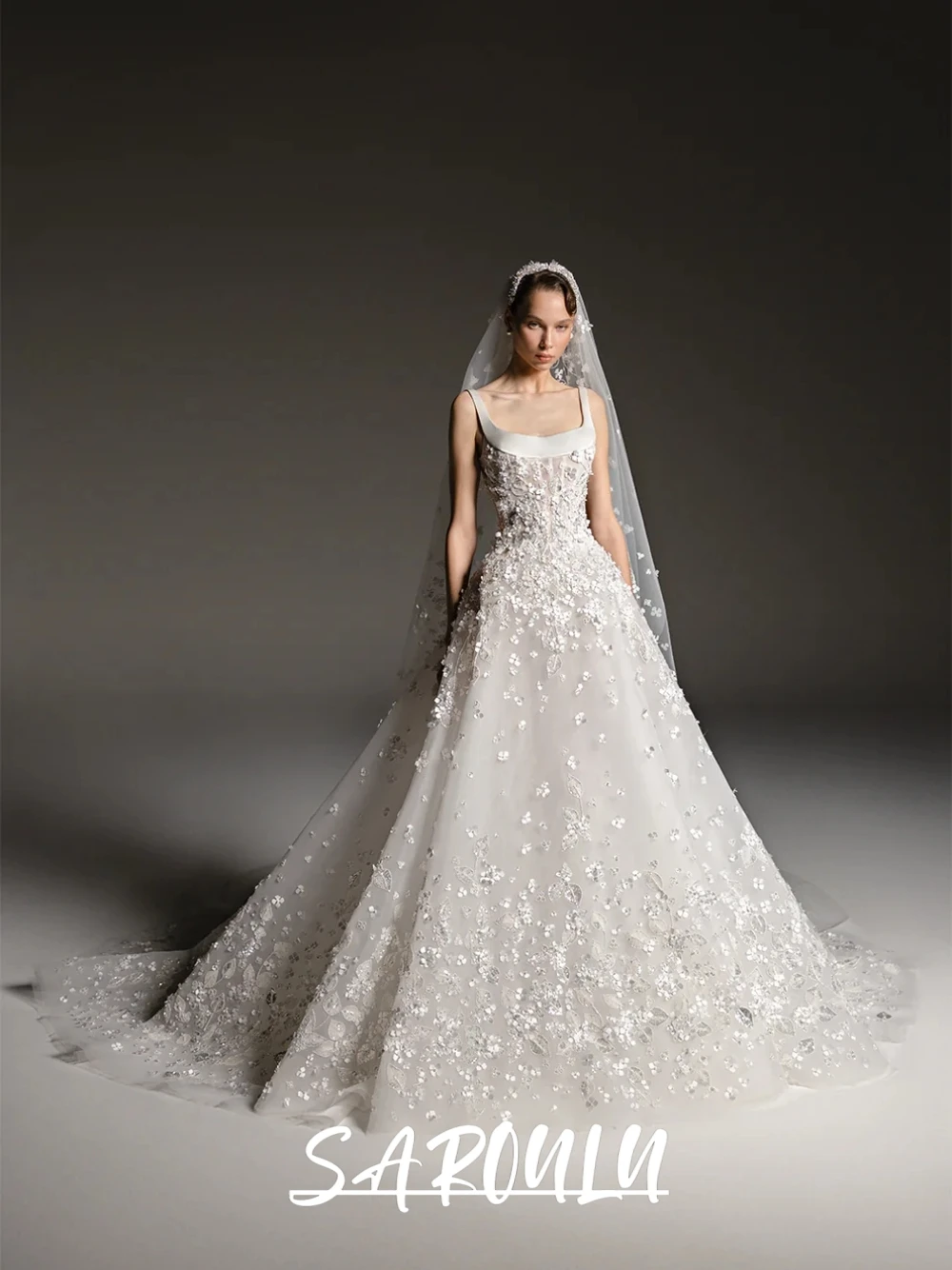 Glitter Appliques Wedding Dress Elegant Square Neck Customized Bride Wear Corset Bodice Luxury Long Bridal Gown For Women
Glitter Appliques Wedding Dress Elegant Square Neck Customized Bride Wear Corset Bodice Luxury Long Bridal Gown For Women
