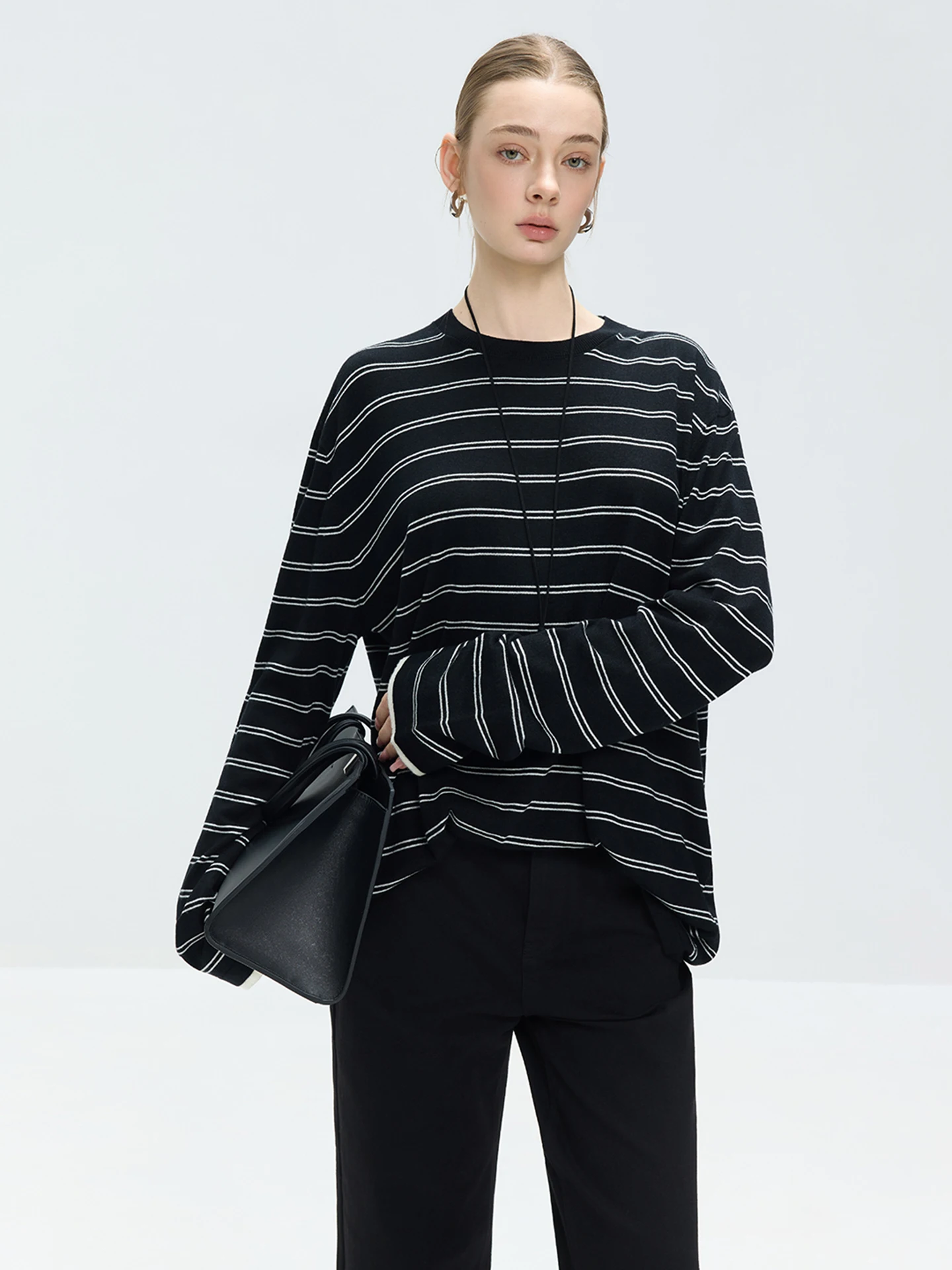 LUR Silk Wool Knitwear Loose Women's T-shirt Spring 2026 Comfortable Breathable Long Sleeve round Neck Striped Top
LUR Silk Wool Knitwear Loose Women's T-shirt Spring 2026 Comfortable Breathable Long Sleeve round Neck Striped Top