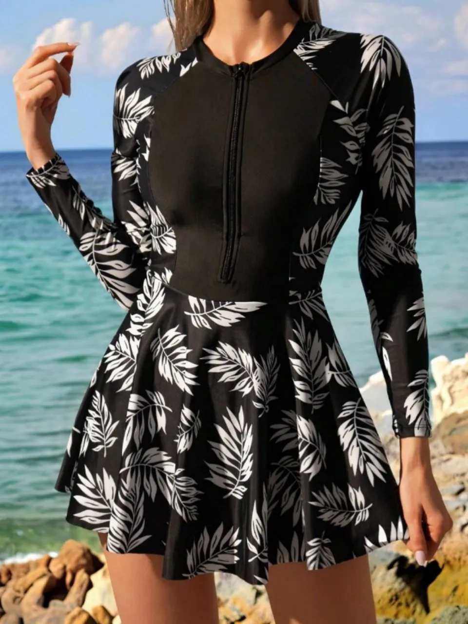 2026 Long Sleeve Rush Guard Print Swimwear Women One Piece With Beach Skir Swimsuit Female Bathing Swim Suit Surfing Beachwear
2026 Long Sleeve Rush Guard Print Swimwear Women One Piece With Beach Skir Swimsuit Female Bathing Swim Suit Surfing Beachwear