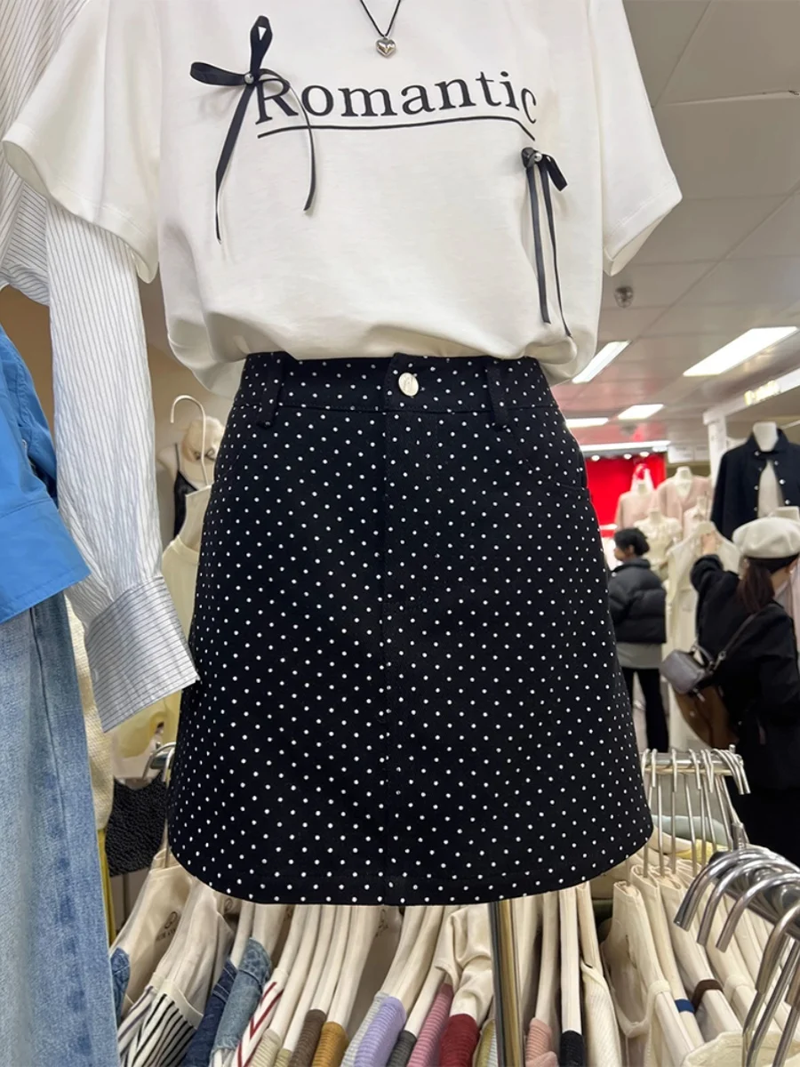 Джинсовая юбка с цветочным принтом и горошком, с завышенной талией, женская, летняя 2024, А-силуэт, короткая, в корейском стиле, для повседневной носки
Джинсовая юбка с цветочным принтом и горошком, с завышенной талией, женская, летняя 2024, А-силуэт, короткая, в корейском стиле, для повседневной носки