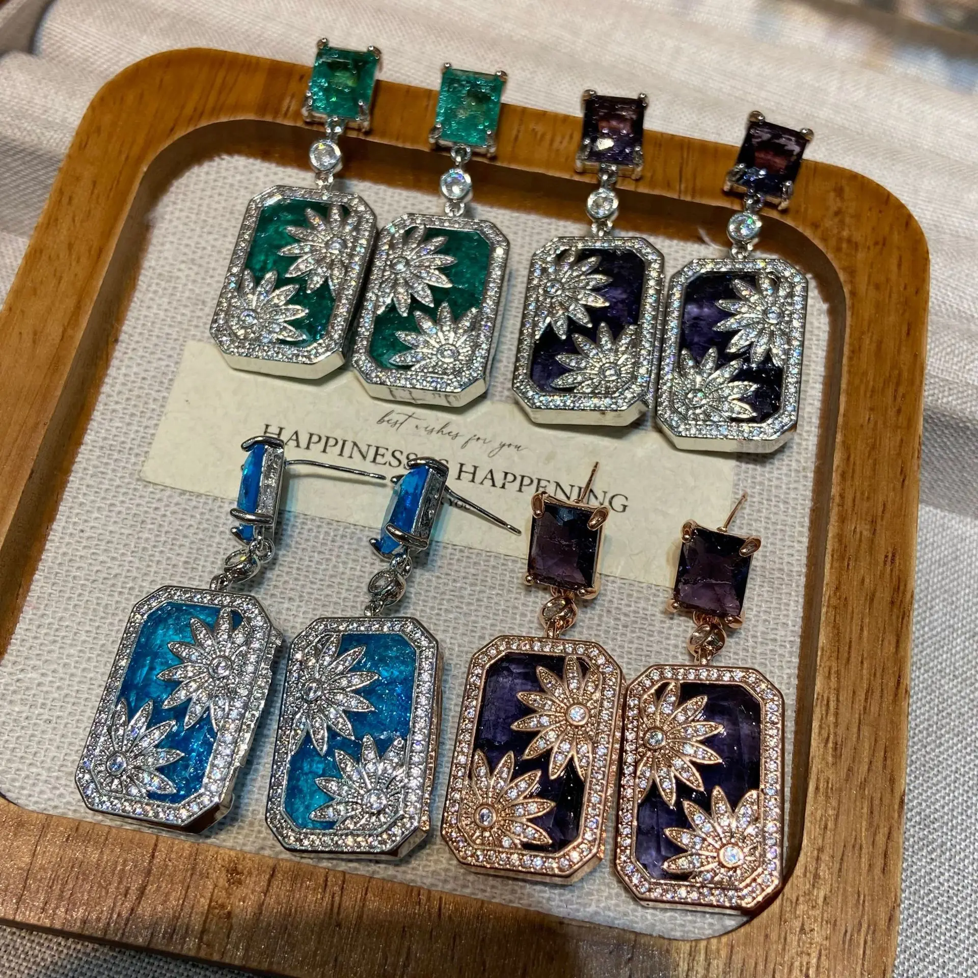 Women's Vintage Sakura Zircon Earrings Fashion Jewelry Gift for Her
Women's Vintage Sakura Zircon Earrings Fashion Jewelry Gift for Her