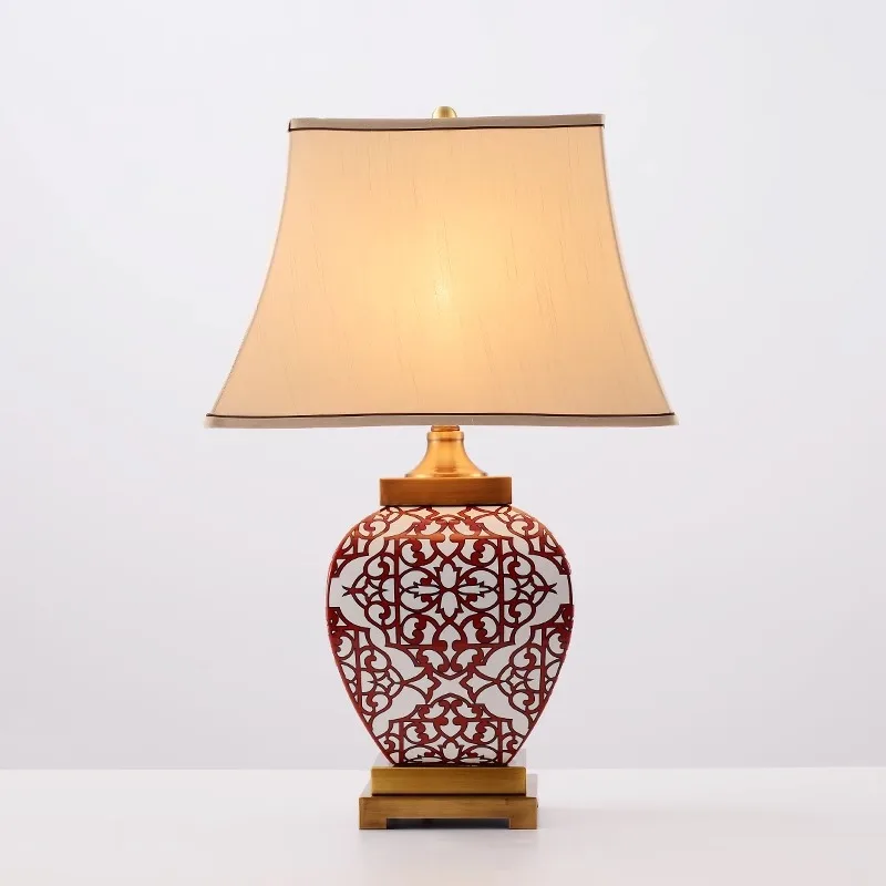 High-end new Chinese ceramic table lamp retro living room sofa corner few decorative bedroom bedside red wedding dowry lamp
High-end new Chinese ceramic table lamp retro living room sofa corner few decorative bedroom bedside red wedding dowry lamp
