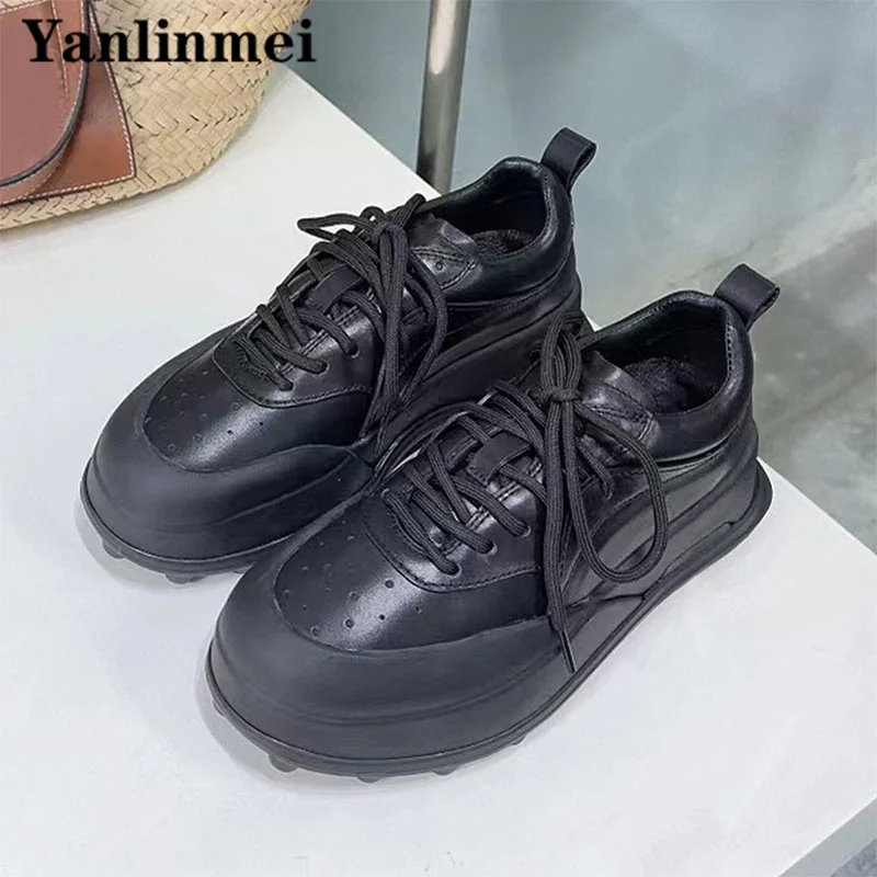 Classics Flat Sneakers For Women Round Toe Lace Up Outdoors Running Shoes Genuine Leather Casual Comfort Women's Sports Shoes
Classics Flat Sneakers For Women Round Toe Lace Up Outdoors Running Shoes Genuine Leather Casual Comfort Women's Sports Shoes