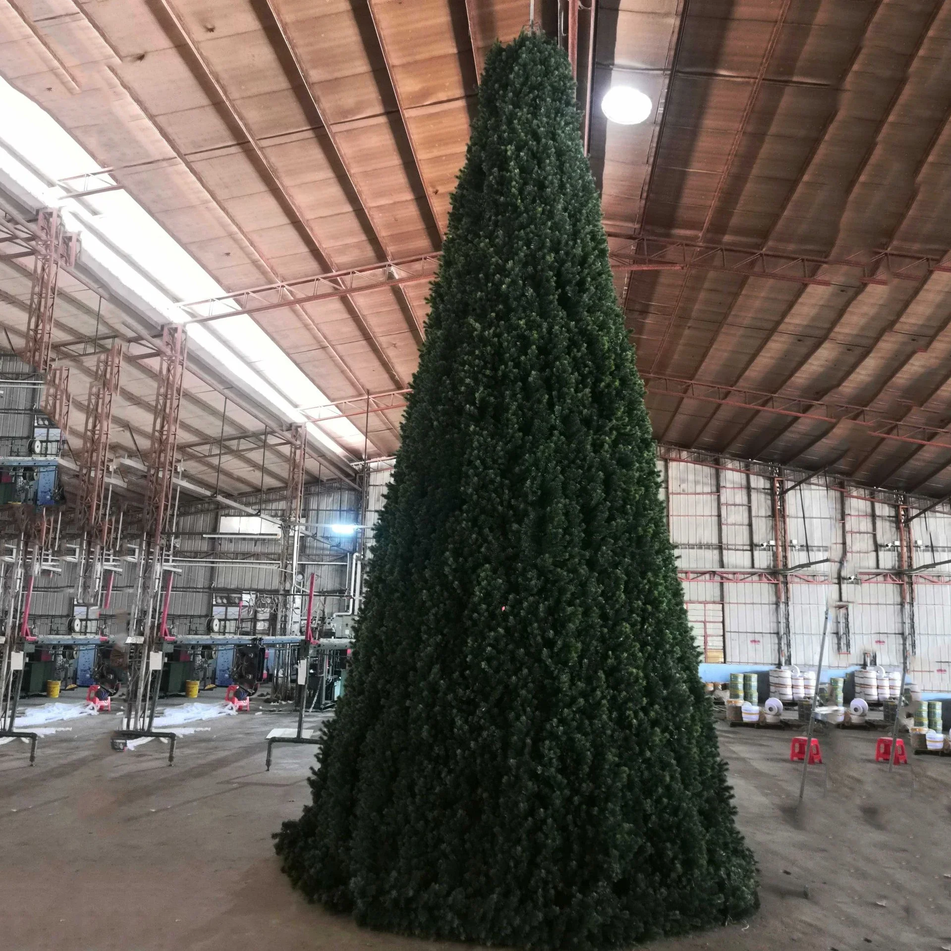 Arbol Gigante Navidad Outdoor Garden Shopping Mall Decoration 8 Meters Giant Artificial Christmas Trees
Arbol Gigante Navidad Outdoor Garden Shopping Mall Decoration 8 Meters Giant Artificial Christmas Trees