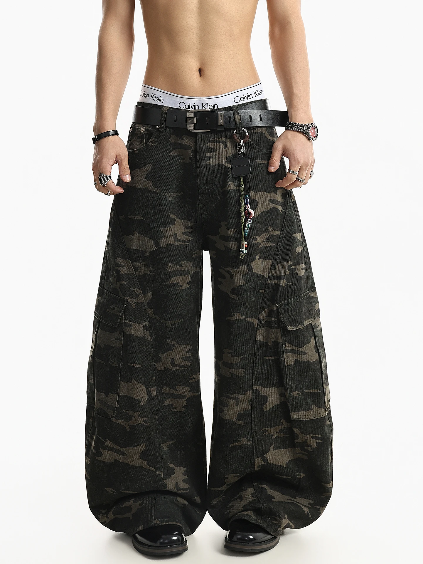 Retro American High Street Washed Deconstructed Camouflage Loose Wide Leg Workwear Jeans Men Summer Casual Straight Leg Jeans
Retro American High Street Washed Deconstructed Camouflage Loose Wide Leg Workwear Jeans Men Summer Casual Straight Leg Jeans