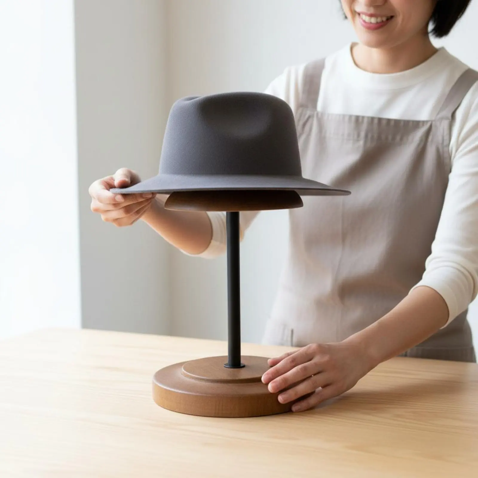 Vintage Hat Display Stand Wood and Iron Wooden Hat Display Stand Decorative Multi-Purpose for Photo Studio
Vintage Hat Display Stand Wood and Iron Wooden Hat Display Stand Decorative Multi-Purpose for Photo Studio