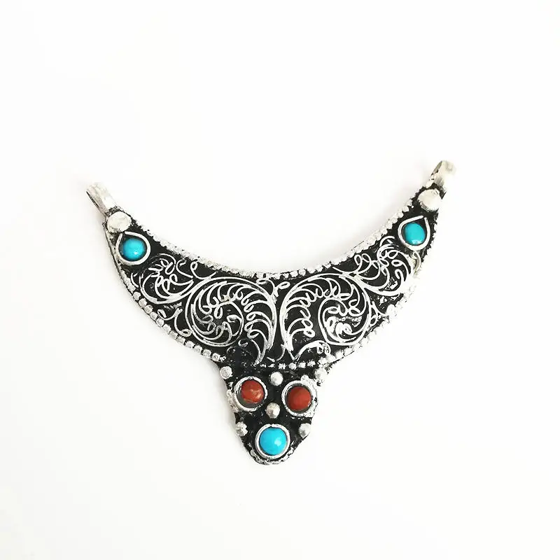 Tibetan Jewelry Handmade Copper Crescent Amulet Pendants Tibet Totems New Moon TBP615
Tibetan Jewelry Handmade Copper Crescent Amulet Pendants Tibet Totems New Moon TBP615