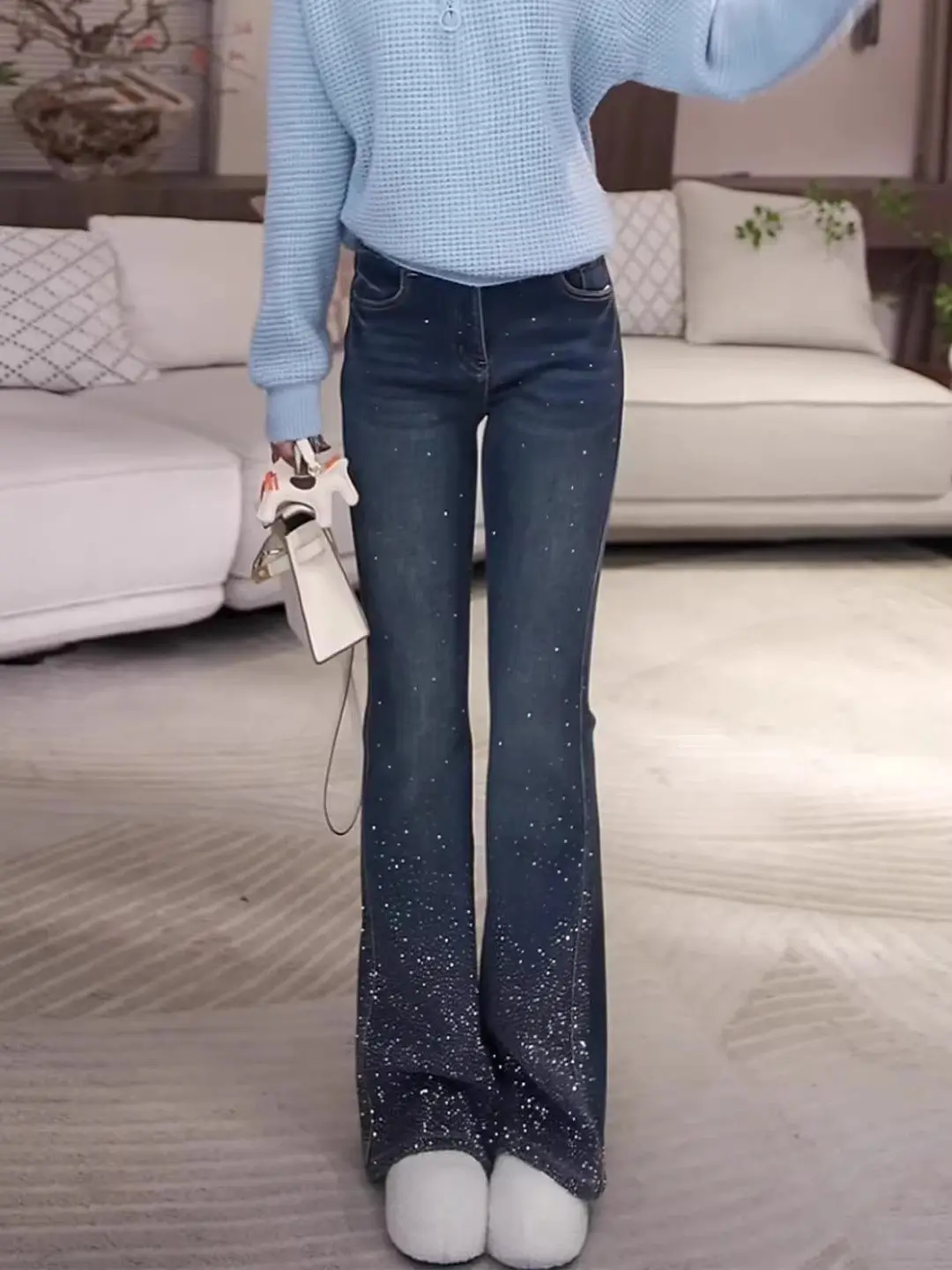 High Waist Slim Fit Denim Jeans Women's Winter New Sle Design Sense Rhinestone Micro Flared Straight Leg Hoof Pants
High Waist Slim Fit Denim Jeans Women's Winter New Sle Design Sense Rhinestone Micro Flared Straight Leg Hoof Pants