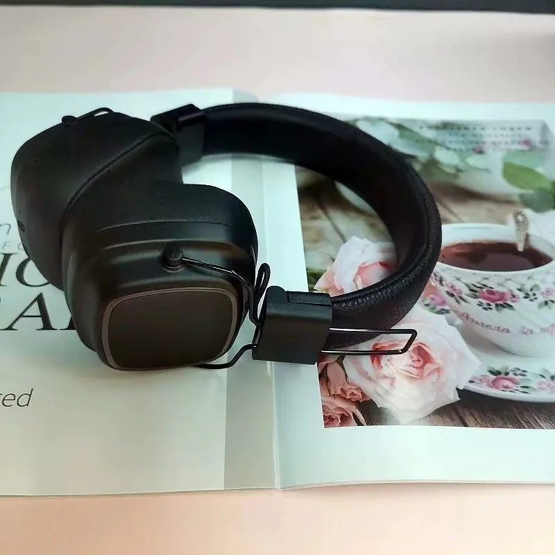 New MAJOR IV High Quality Fourth Generation Bluetooth Earphones, Head mounted Computer Earphones, Running Sports Wireless Mac
New MAJOR IV High Quality Fourth Generation Bluetooth Earphones, Head mounted Computer Earphones, Running Sports Wireless Mac