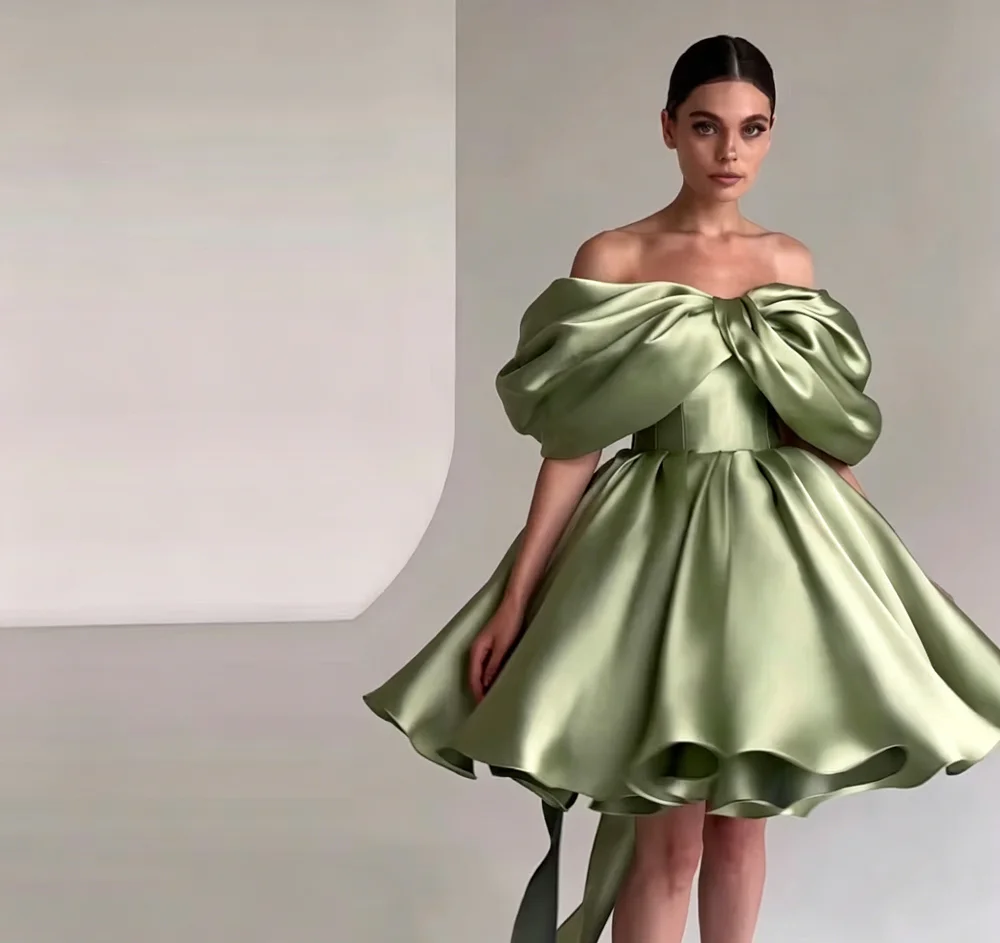 Popular Green Satin Party Ball Gown with Off the Shoulder A Line Night Club Prom Dresses Customized Evening Dress Gowns
Popular Green Satin Party Ball Gown with Off the Shoulder A Line Night Club Prom Dresses Customized Evening Dress Gowns