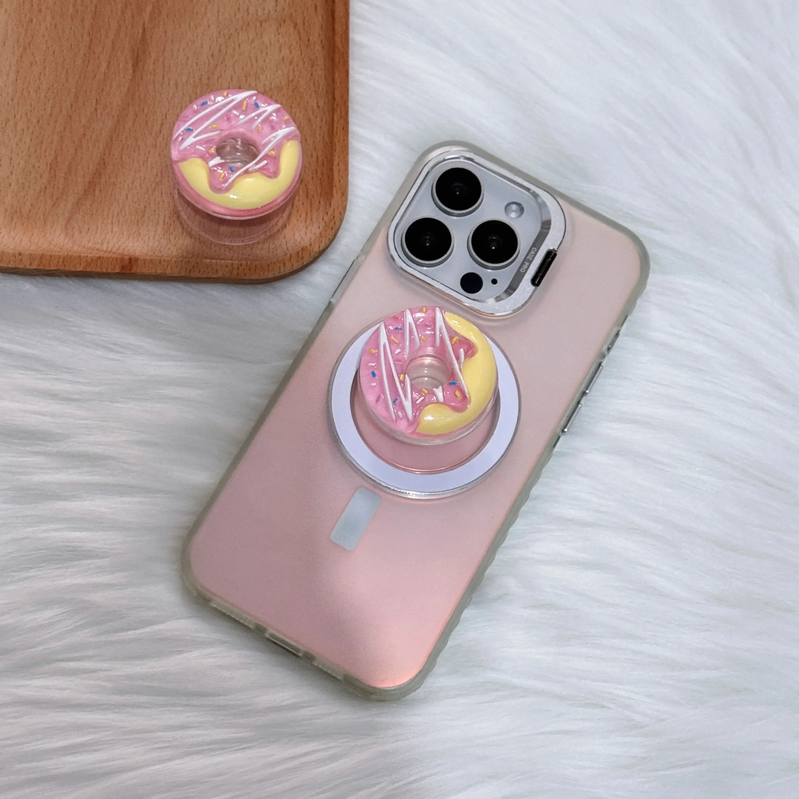 3D пончик, мобильная подушка безопасности, клейкий масштабируемый портативный кронштейн для просмотра и просмотра ТВ-шоу, поддержка настольного компьютера, корейские Ins
3D пончик, мобильная подушка безопасности, клейкий масштабируемый портативный кронштейн для просмотра и просмотра ТВ-шоу, поддержка настольного компьютера, корейские Ins