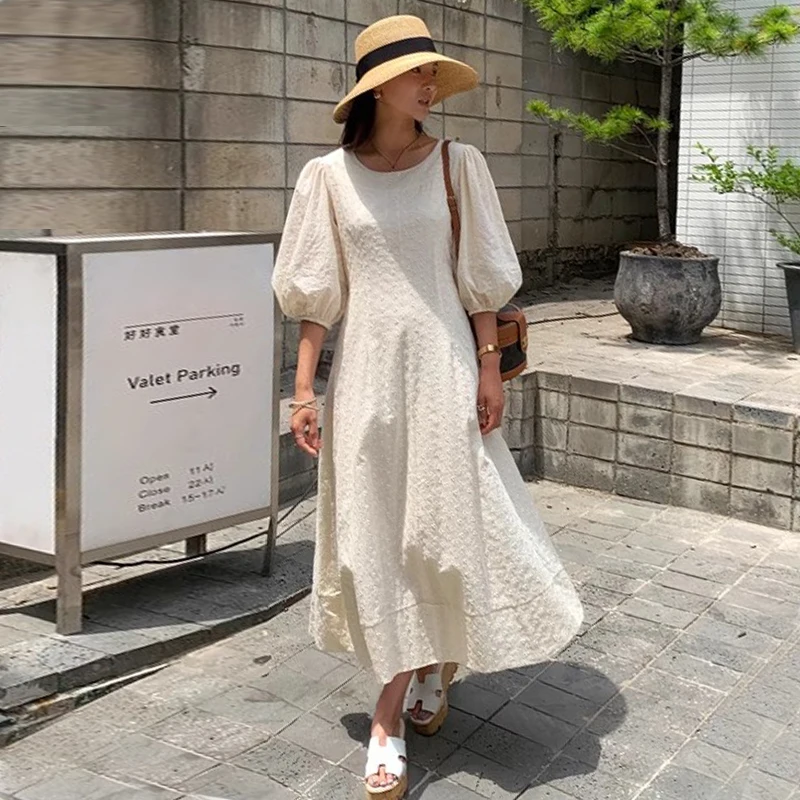 SuperAen 2024 Korean Chic Spring Vintage Round Neck Embroidered Hollow Jacquard Lace Up Short Sleeve Dresses
SuperAen 2024 Korean Chic Spring Vintage Round Neck Embroidered Hollow Jacquard Lace Up Short Sleeve Dresses