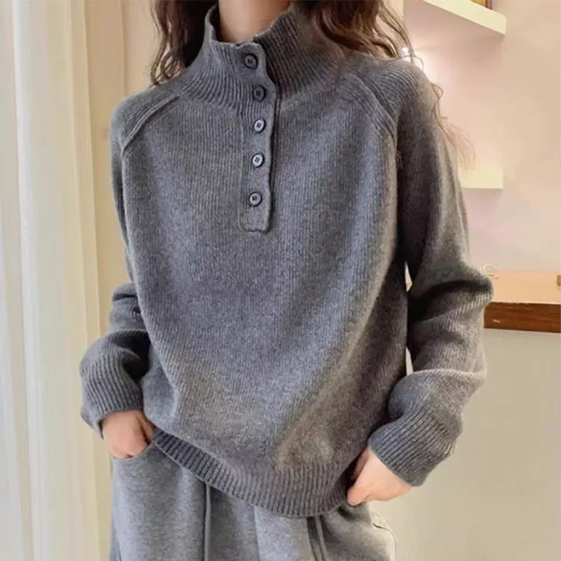 Spring style Stand-up Collar Wool Pullover Sweater Women Knitwear Fashion Sweater Button Decoration High Quality Basic Loose Top
Spring style Stand-up Collar Wool Pullover Sweater Women Knitwear Fashion Sweater Button Decoration High Quality Basic Loose Top