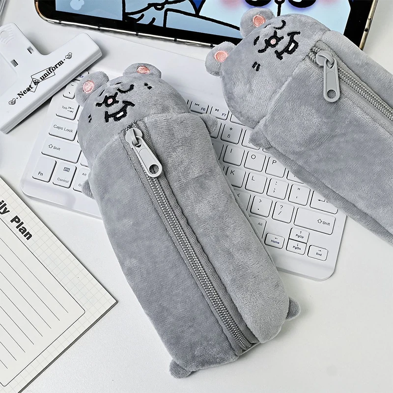 Pencil Case Cartoon Smiling Mouse Plush Cute Student Stationery Bag Large Capacity Storage Bag
Pencil Case Cartoon Smiling Mouse Plush Cute Student Stationery Bag Large Capacity Storage Bag