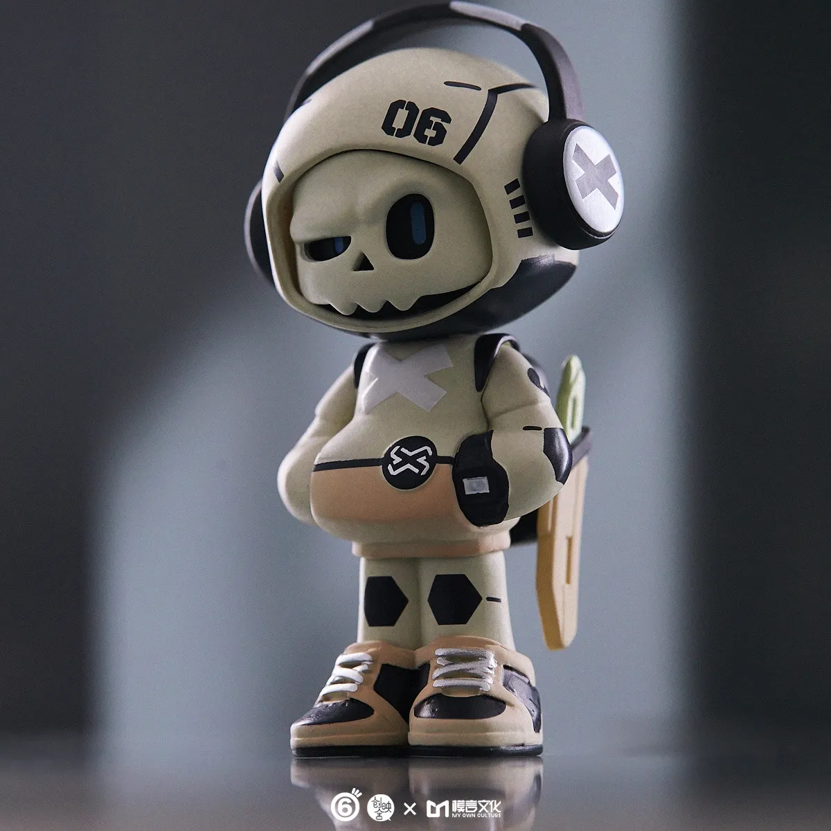 8cm MR.BONE MINI Photosensitive Discoloration Figure Toy MYTOYS PVC Model Desktop Decoration Collection Christmas Children Gifts
8cm MR.BONE MINI Photosensitive Discoloration Figure Toy MYTOYS PVC Model Desktop Decoration Collection Christmas Children Gifts