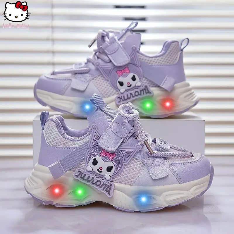 Sanrio/светящиеся кроссовки kawaii для девочек Kuromi, весенне-осенние новые туфли принцессы с героями мультфильмов в стиле аниме, детские модные легкие кроссовки
Sanrio/светящиеся кроссовки kawaii для девочек Kuromi, весенне-осенние новые туфли принцессы с героями мультфильмов в стиле аниме, детские модные легкие кроссовки