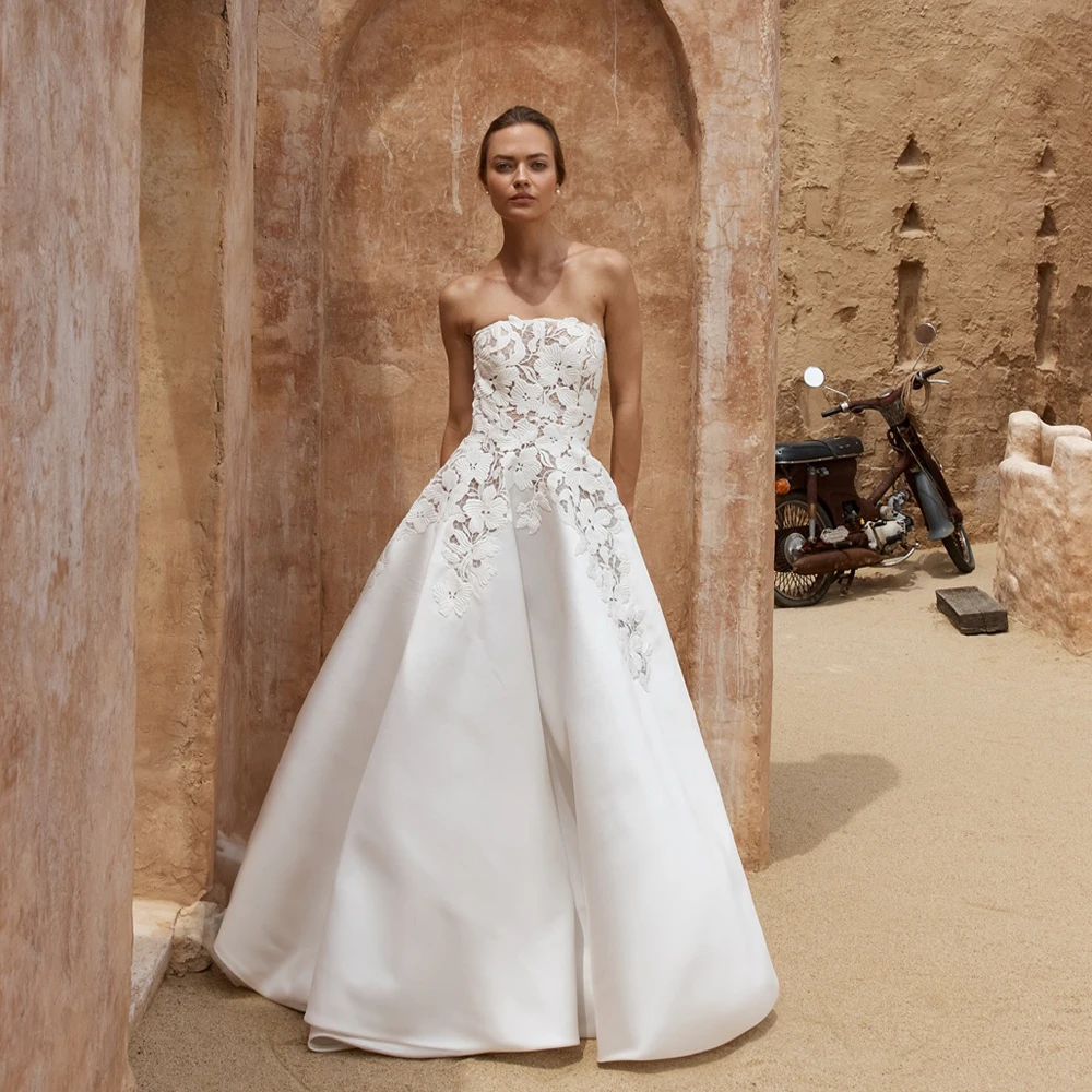 Fashion Strapless White Wedding Dress A-line Bridal Dresses Sleeve Back Zipper Customized Weddings Gowns For Wedding 2026 
Fashion Strapless White Wedding Dress A-line Bridal Dresses Sleeve Back Zipper Customized Weddings Gowns For Wedding 2026