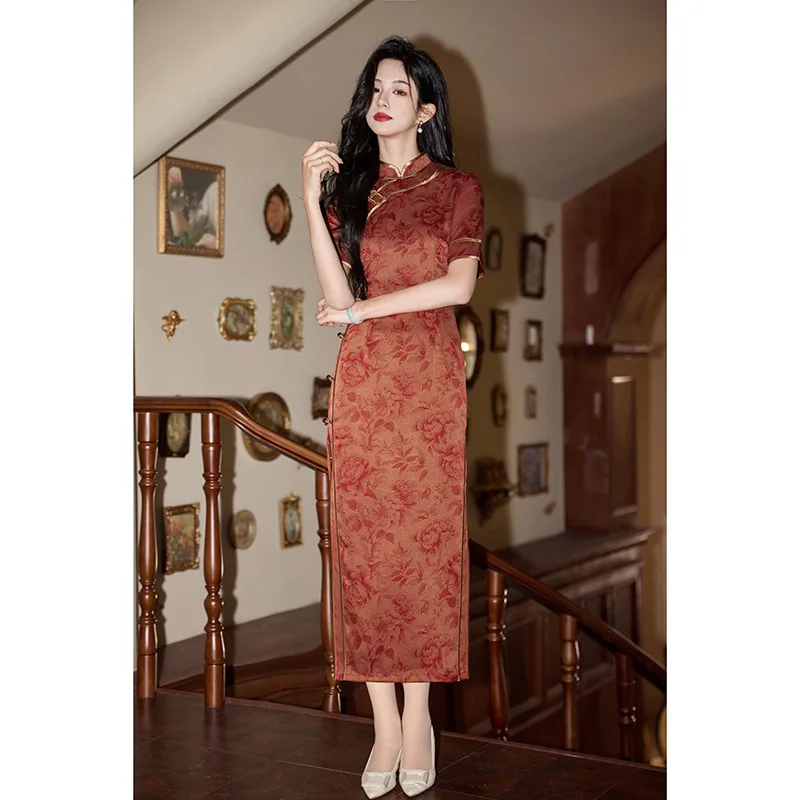 Chinese Style Dress Sweet Chinese Short Sleeve Woman Long Cheongsam Print Satin Women Qipao
Chinese Style Dress Sweet Chinese Short Sleeve Woman Long Cheongsam Print Satin Women Qipao