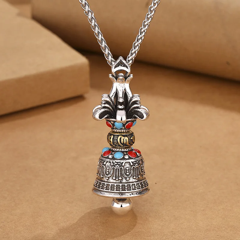Vintage Vajra Pestle Bell Pendant Men Choker Accessories Blessing Six Character Great Bright Mantra Amulet Necklace Male Gift
Vintage Vajra Pestle Bell Pendant Men Choker Accessories Blessing Six Character Great Bright Mantra Amulet Necklace Male Gift
