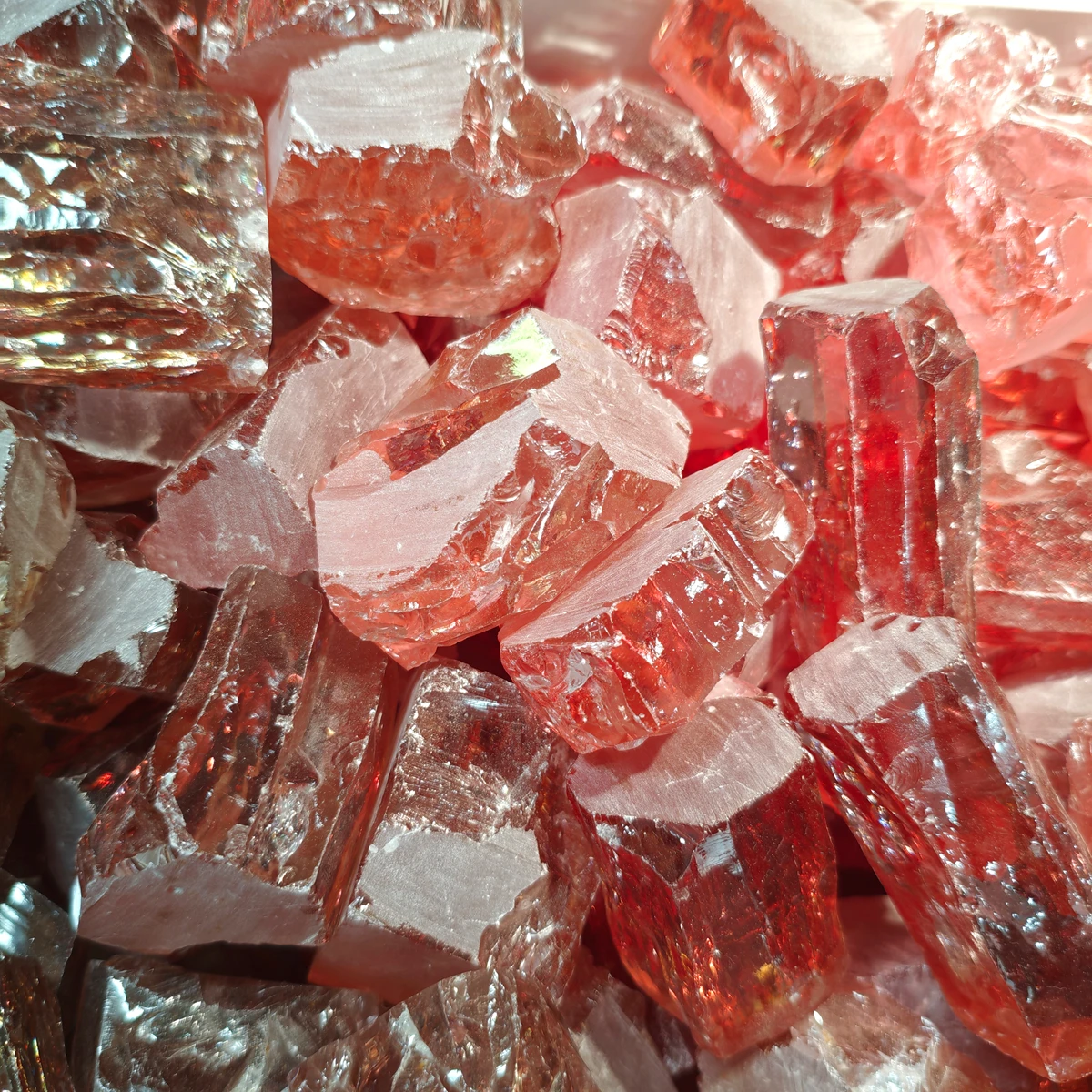 500g/Bag Red. Cubic Zirconia. Unprocessed Raw Material. Gemstone Raw Material. Beautiful Color. Various Sizes. DIY.
500g/Bag Red. Cubic Zirconia. Unprocessed Raw Material. Gemstone Raw Material. Beautiful Color. Various Sizes. DIY.