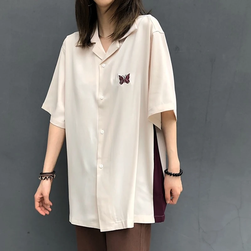 2023 New Summer Men Women Apricot Color Shirt Butterfly Embroidered Lapel Collar Single Breasted Short Sleeve Tops
2023 New Summer Men Women Apricot Color Shirt Butterfly Embroidered Lapel Collar Single Breasted Short Sleeve Tops