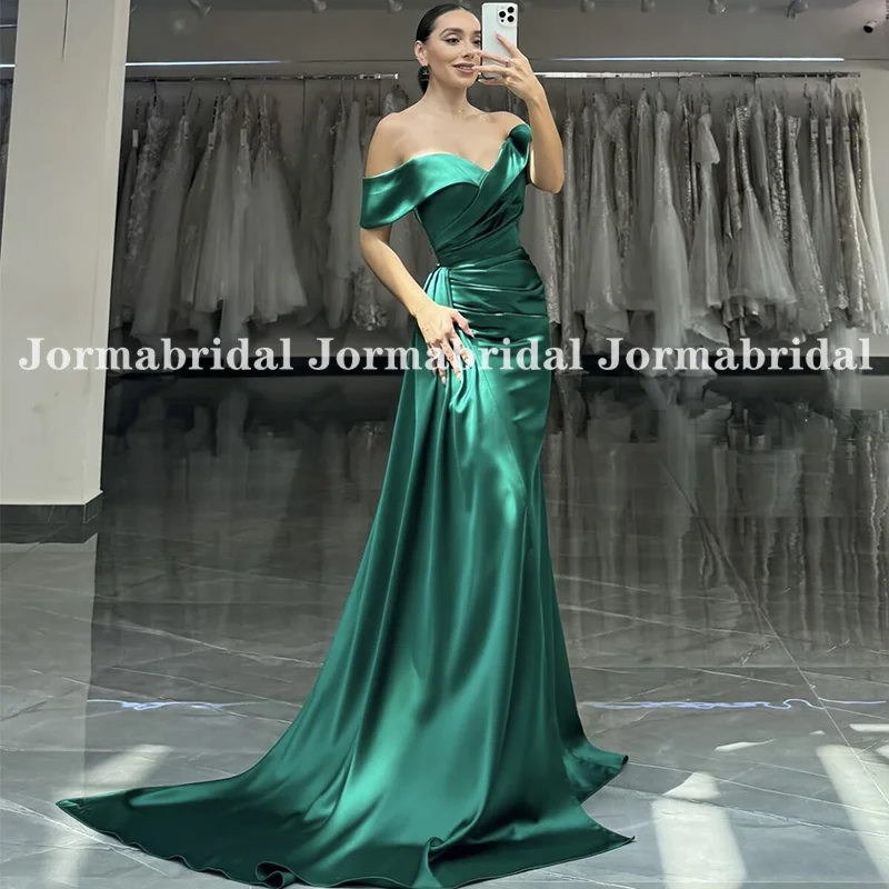 Emerald Green Evening Dress with Long Ribbon Off the Shoulder Pleated Shiny Satin Prom Party Dress Customized Women Night Robes
Emerald Green Evening Dress with Long Ribbon Off the Shoulder Pleated Shiny Satin Prom Party Dress Customized Women Night Robes