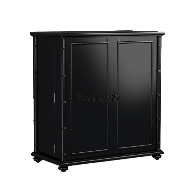 American retro solid wood side cabinet double door partition rack light luxury household kitchen storage cabinet
American retro solid wood side cabinet double door partition rack light luxury household kitchen storage cabinet