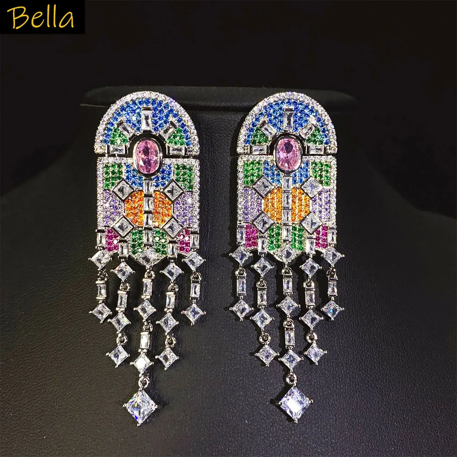 2025 Wedding Bridal Earrings Long Tassel Shiny Zircon Baroque Large Drop Earrings Women Evening Party Luxury Jewelry Female Gift
2025 Wedding Bridal Earrings Long Tassel Shiny Zircon Baroque Large Drop Earrings Women Evening Party Luxury Jewelry Female Gift