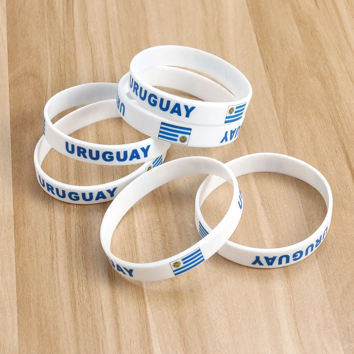 6Pcs Silicone Wristband for Country Flag Support Premium Bracelet One Size Fits Most Football Game Fan Accessory
6Pcs Silicone Wristband for Country Flag Support Premium Bracelet One Size Fits Most Football Game Fan Accessory