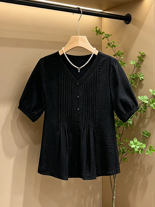 plus Size V-Neck Short Sleeve Shirt Korean Style Pleated Slimming Concealing Black Top for Women Commute Fashion Regular Fit
plus Size V-Neck Short Sleeve Shirt Korean Style Pleated Slimming Concealing Black Top for Women Commute Fashion Regular Fit