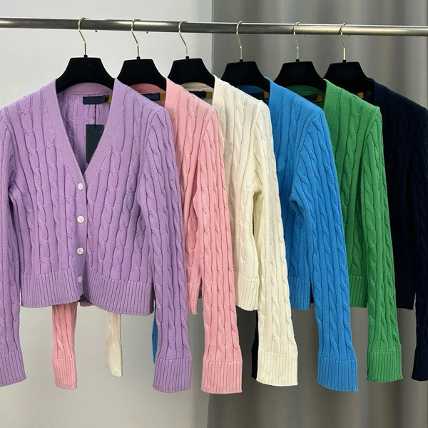 Faionable ort вязаный хлопковый свитер с v-образным вырезом на пуговицах и вышивкой, однотонный, облегающий, для поездок на работу, ветер, осень, новое поступление
Faionable ort вязаный хлопковый свитер с v-образным вырезом на пуговицах и вышивкой, однотонный, облегающий, для поездок на работу, ветер, осень, новое поступление