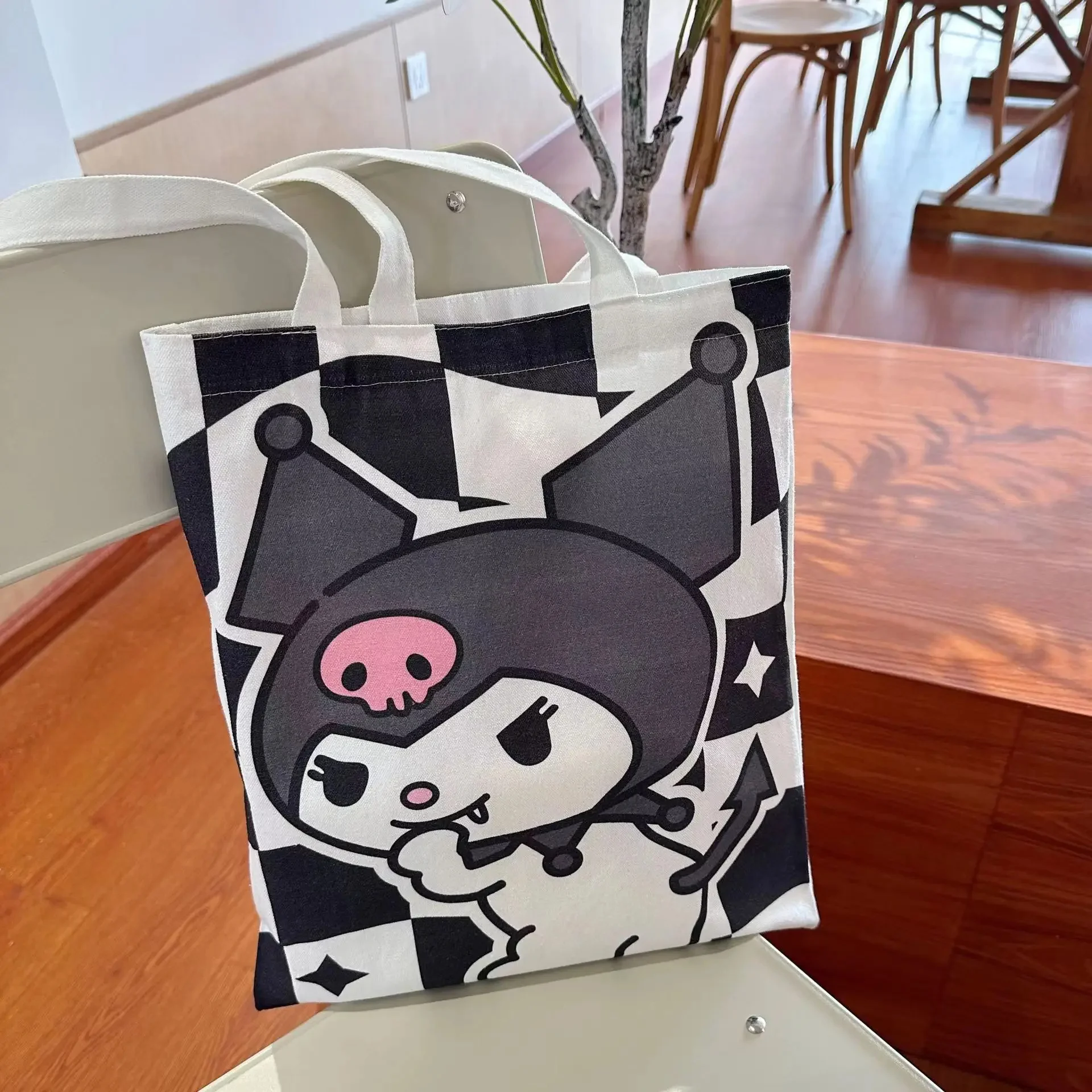 Sanrio kuromi Cinnamon hello kitty handbag Canvas shoulder Bag girl Large Capacity storage Bag Fashion tote Shopping Bag
Sanrio kuromi Cinnamon hello kitty handbag Canvas shoulder Bag girl Large Capacity storage Bag Fashion tote Shopping Bag