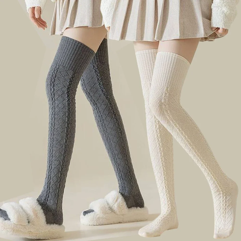 Women Classic Striped Knee High Socks Autumn Black White Gray Thicken Warm Thigh Socks Fashionable Comfortable Long Stockings
Women Classic Striped Knee High Socks Autumn Black White Gray Thicken Warm Thigh Socks Fashionable Comfortable Long Stockings
